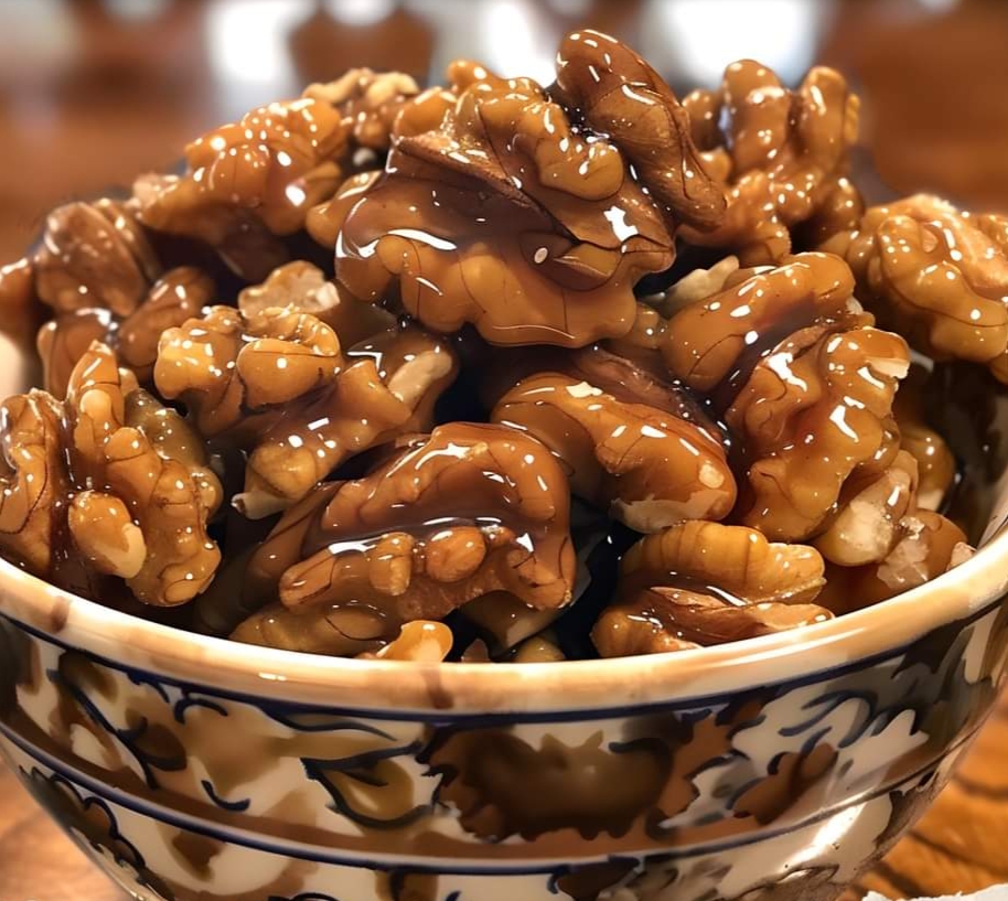 Salted Caramel Walnuts 🥜 – recipes